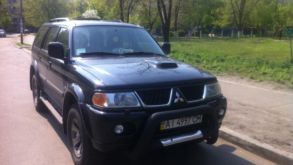 Mitsubishi Pajero Sport 2
