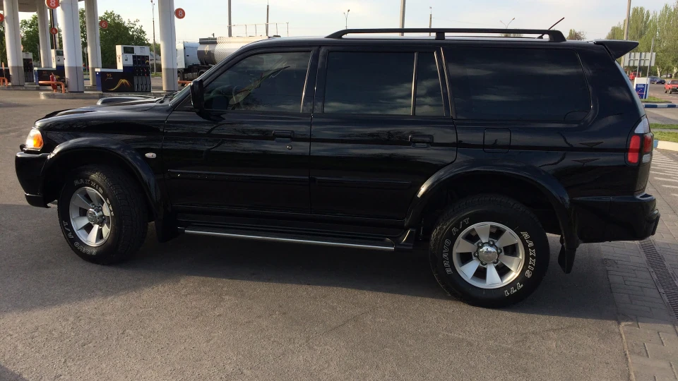 Mitsubishi Pajero Sport 4