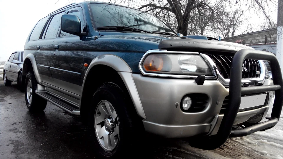 Mitsubishi Pajero Sport 4