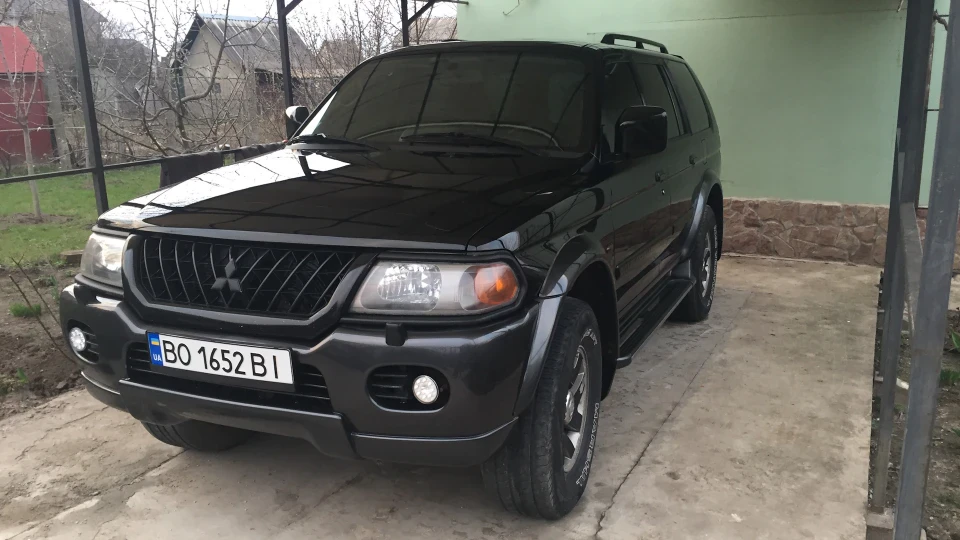 Mitsubishi Pajero Sport 3