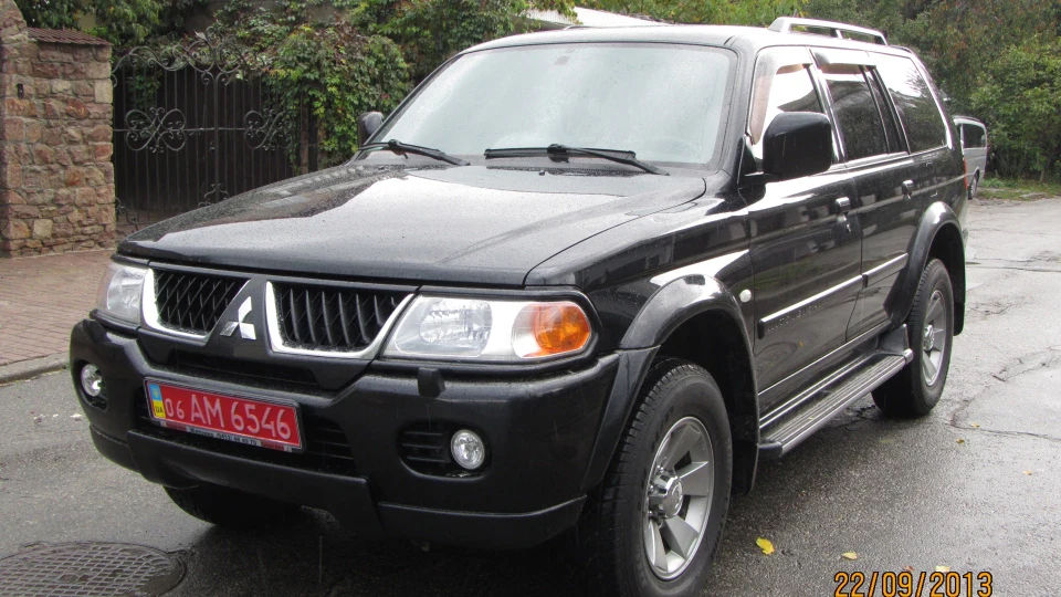 Mitsubishi Pajero Sport 2
