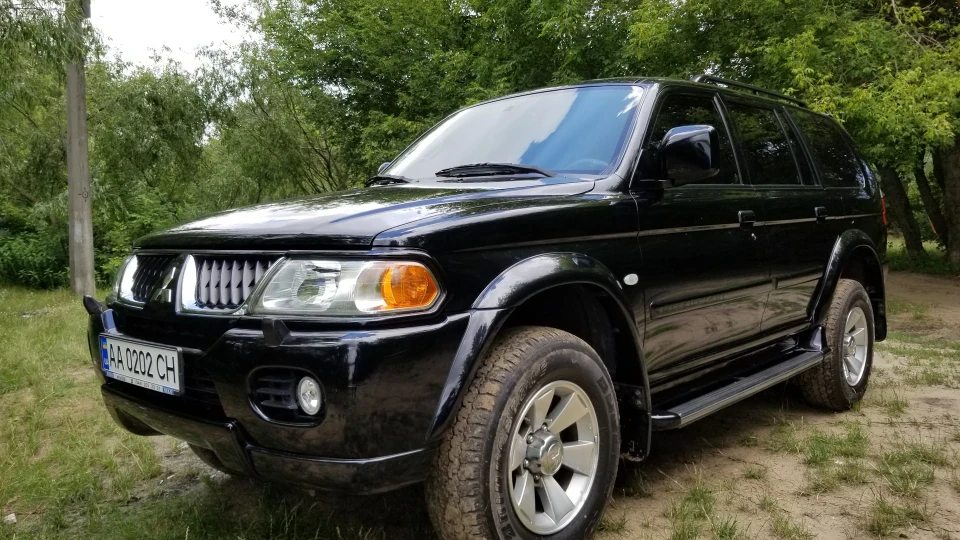 Mitsubishi Pajero Sport 17000км 3.0