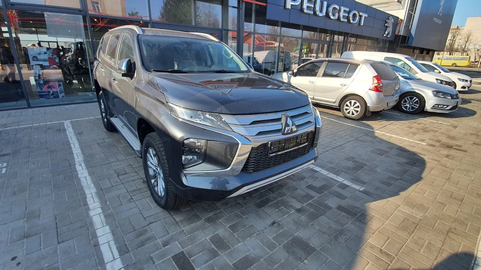 Mitsubishi Pajero Sport 2,4 diesel 6МКПП