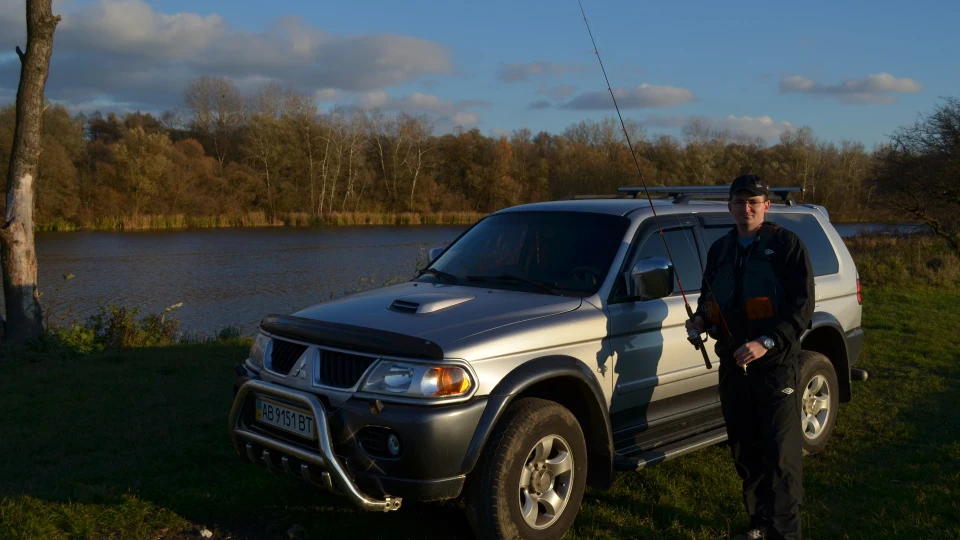 Mitsubishi Pajero Sport 2,5 TD 2