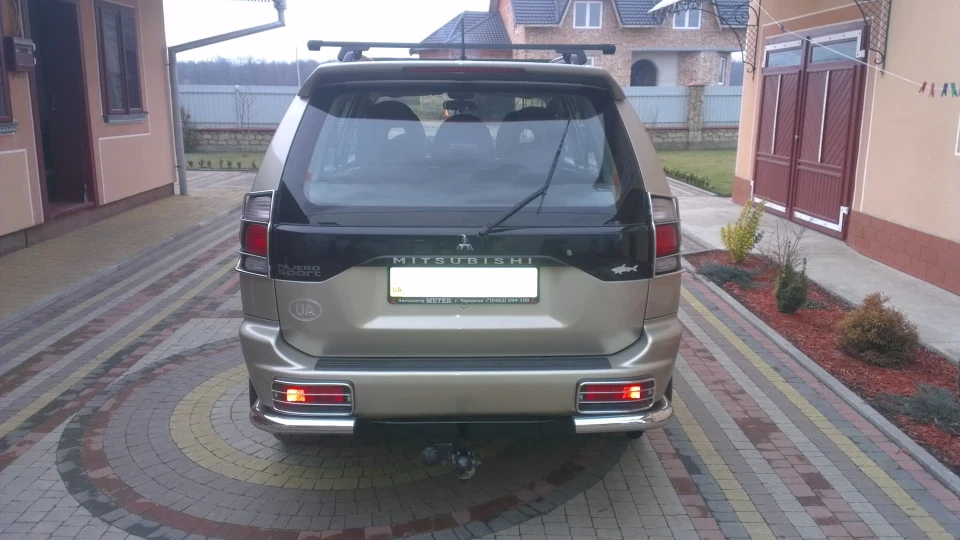 Mitsubishi Pajero Sport 2500 5