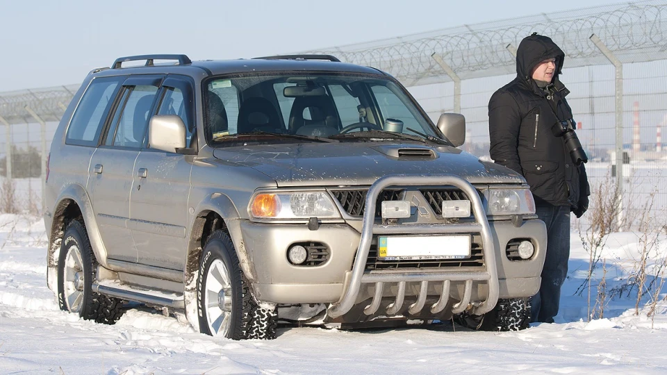 Mitsubishi Pajero Sport 2.5D 2