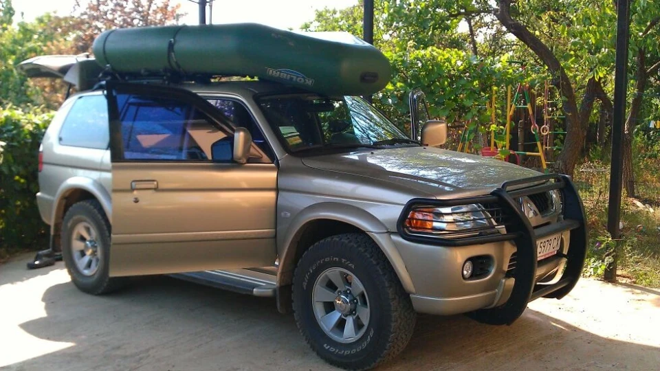 Mitsubishi Pajero Sport 3.0 a/t 5