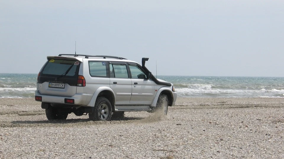 Mitsubishi Pajero Sport 3.0 бензин АКПП 5