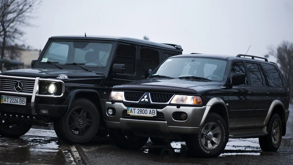Mitsubishi Pajero Sport 3.0 V6 GLS 2