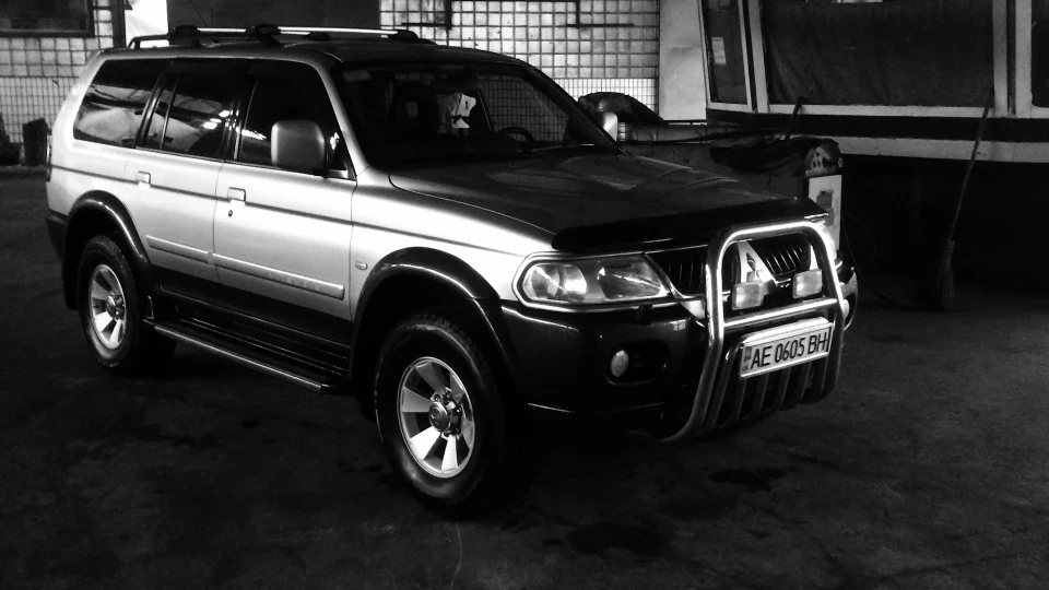 Mitsubishi Pajero Sport 3.0 v6 2