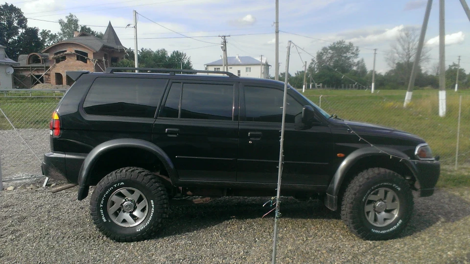 Mitsubishi Pajero Sport 3.0 V6 5