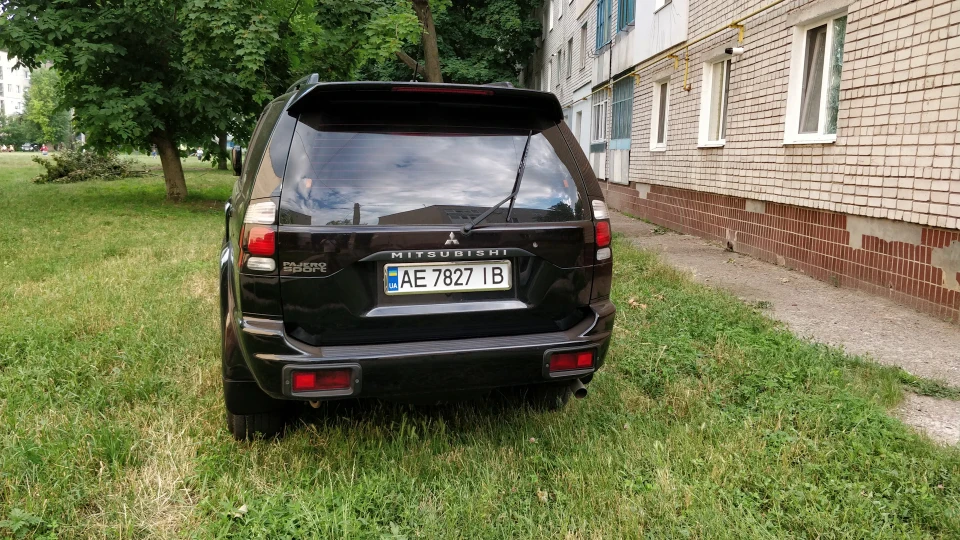 Mitsubishi Pajero Sport 6G72-V4A51 Джерік 3