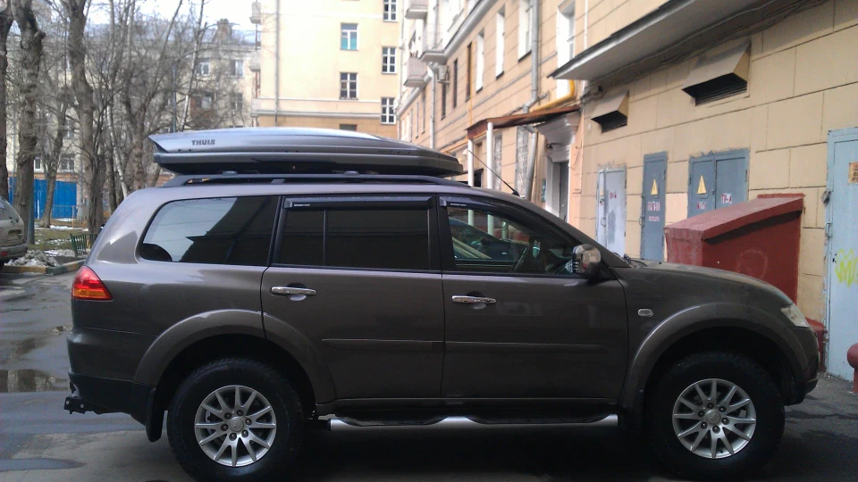 Mitsubishi Pajero Sport Бегемот кавовий