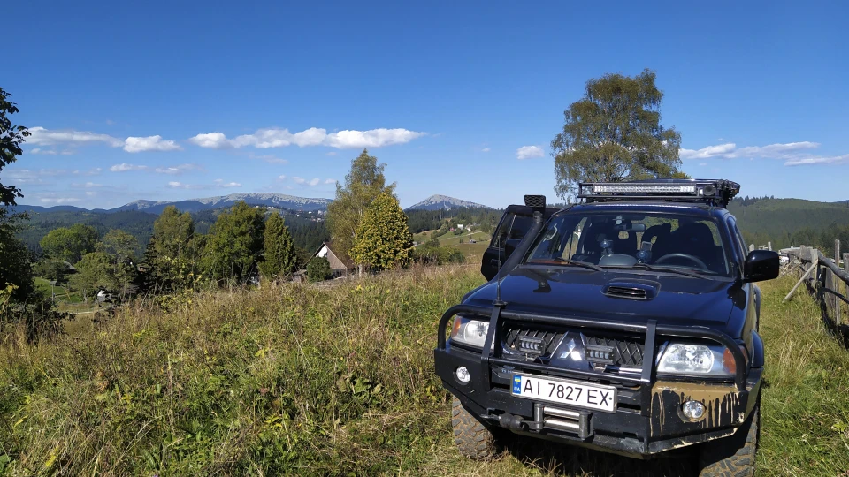 Mitsubishi Pajero Sport "Black Lightning " 3