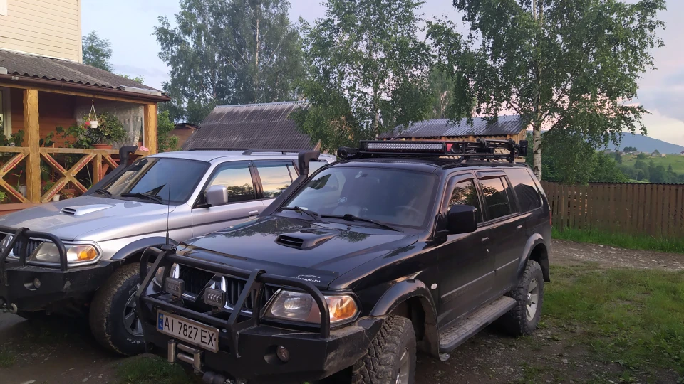 Mitsubishi Pajero Sport "Black Lightning " 4