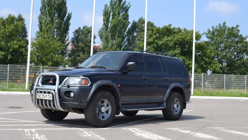 Mitsubishi Pajero Sport "Б.Т.Р"