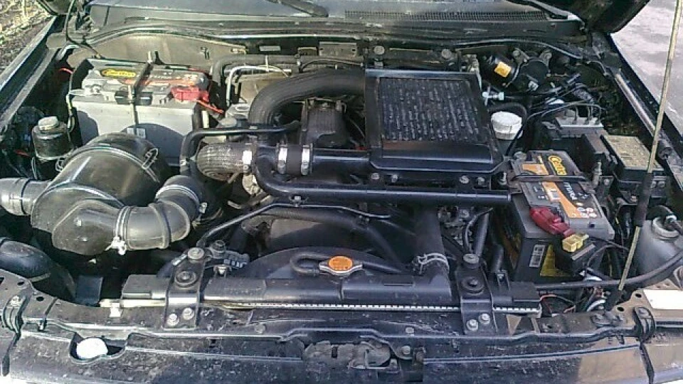 Mitsubishi Pajero Sport дизелек 3