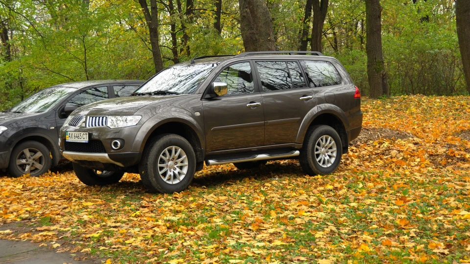 Mitsubishi Pajero Sport Intense S11 (2.5 дизель) 5