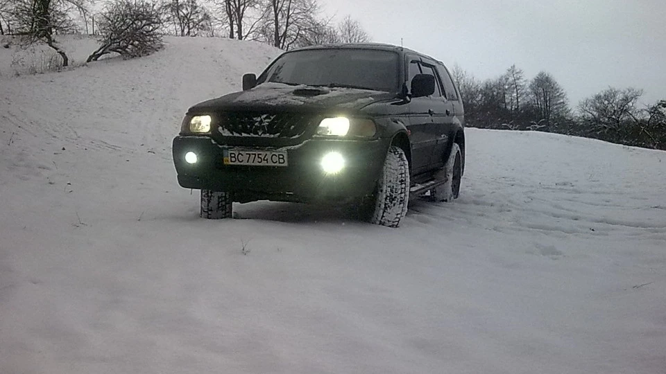 Mitsubishi Pajero Sport Карбон, ксенон,музон =) 4