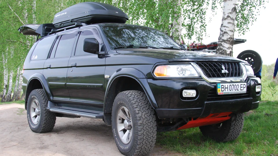 Mitsubishi Pajero Sport (Колгоспник) 4