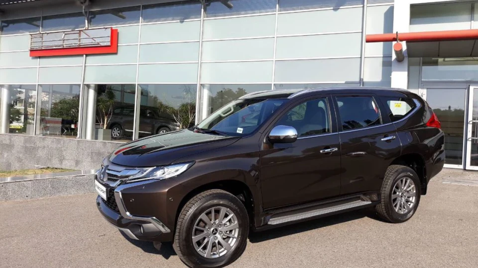 Mitsubishi Pajero Sport Коричневий дизель 5