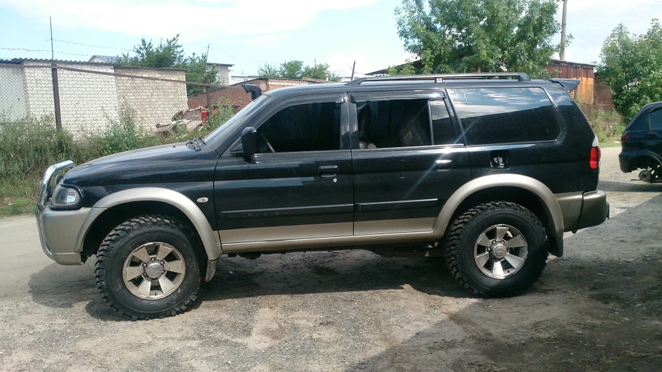 Mitsubishi Pajero Sport ЛОСЬ