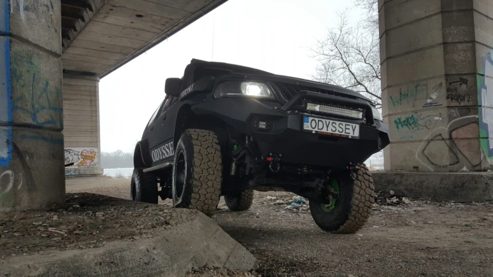 Mitsubishi Pajero Sport Одіссей 3
