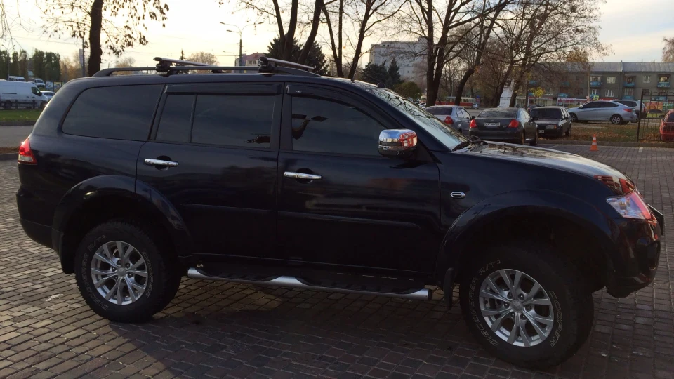Mitsubishi Pajero Sport Синій Драгон 3