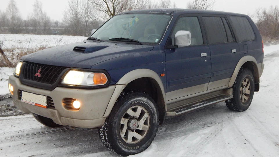 Mitsubishi Pajero Sport Танк на колесах 4