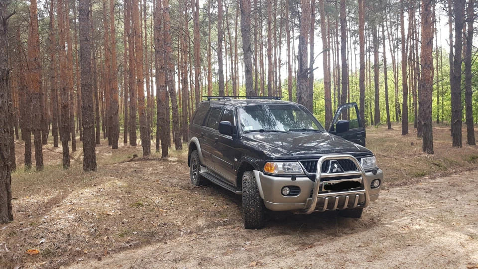 Mitsubishi Pajero Sport TANK 4