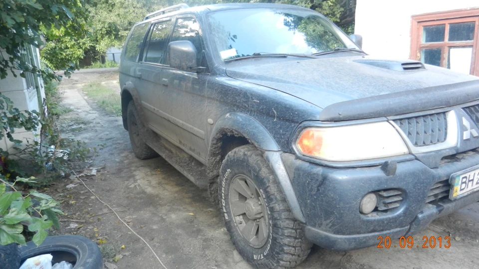 Mitsubishi Pajero Sport трактор 2