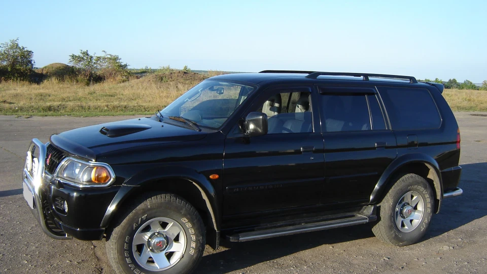 Mitsubishi Pajero Sport Турбодизель, 2.5 л. 2