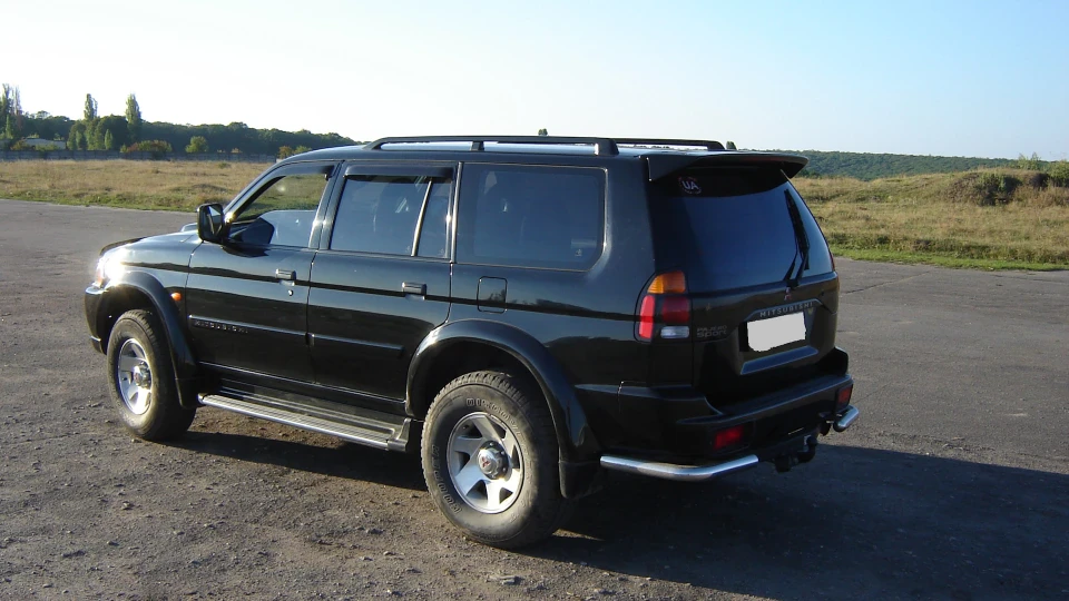 Mitsubishi Pajero Sport Турбодизель, 2.5 л. 3