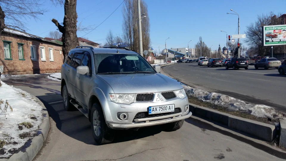 Mitsubishi Pajero Sport Вазик