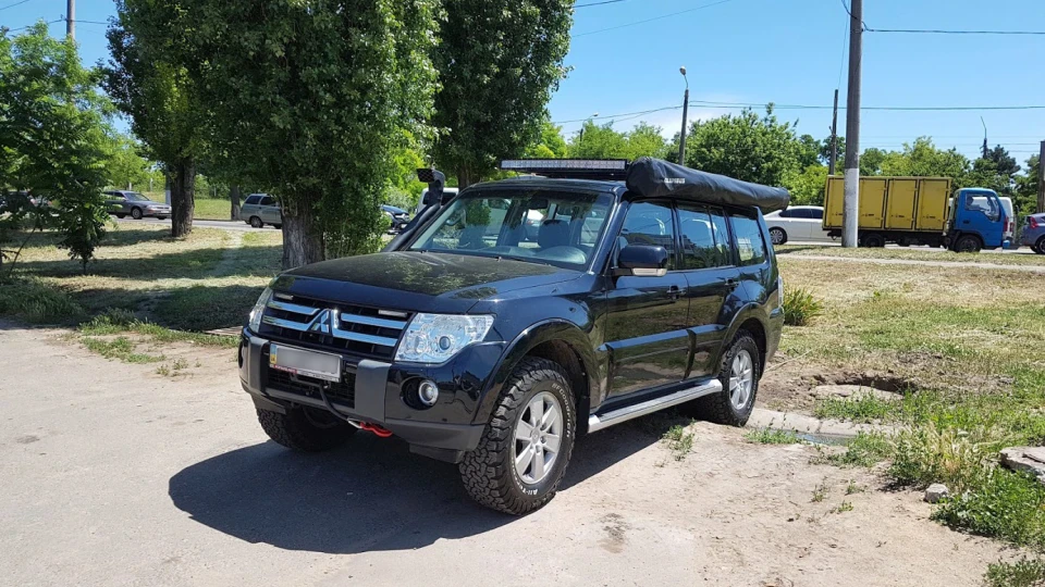 Mitsubishi Pajero 3