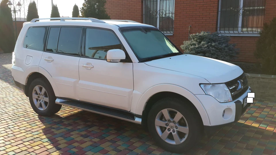Mitsubishi Pajero 3