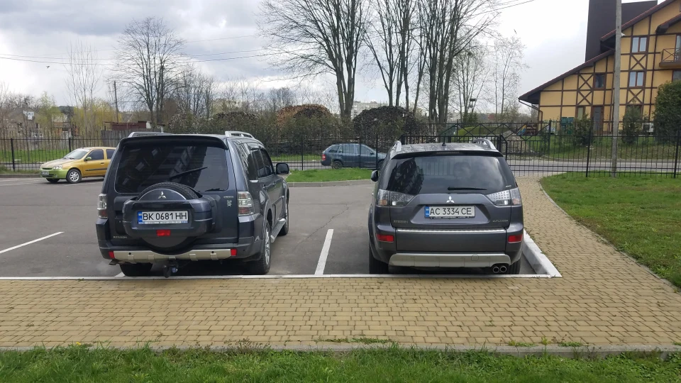 Mitsubishi Pajero 3