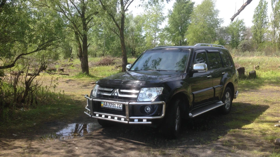 Mitsubishi Pajero 4