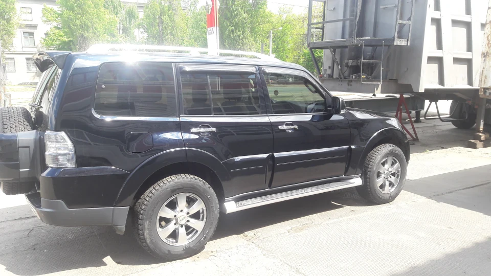Mitsubishi Pajero 3