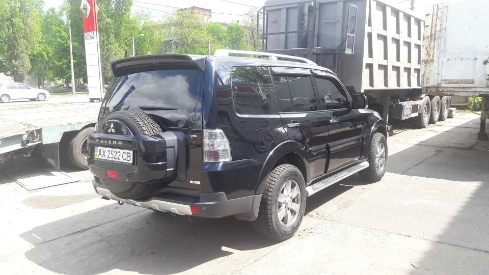 Mitsubishi Pajero 4