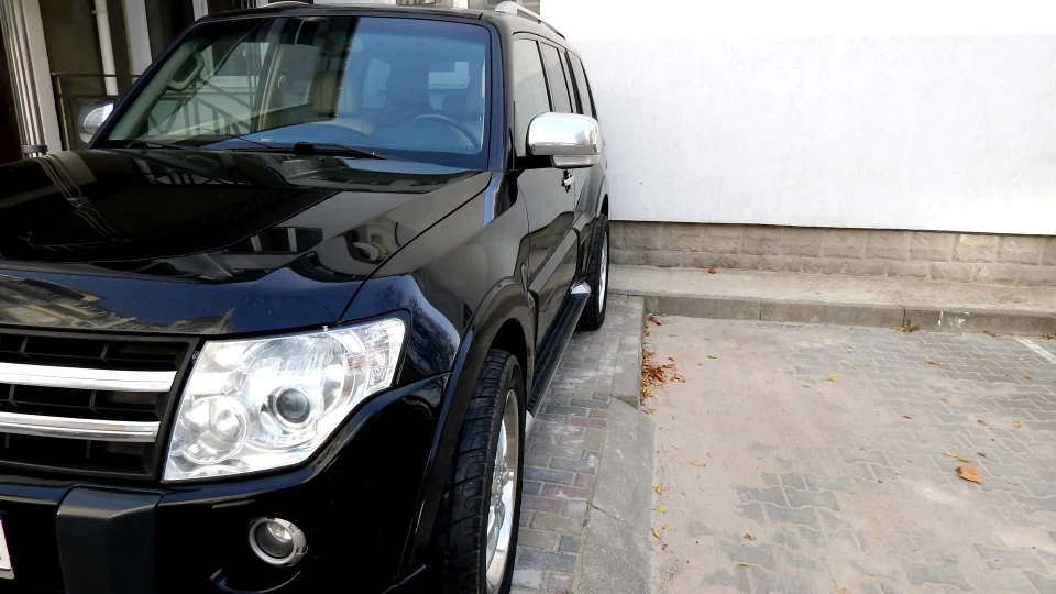Mitsubishi Pajero 3