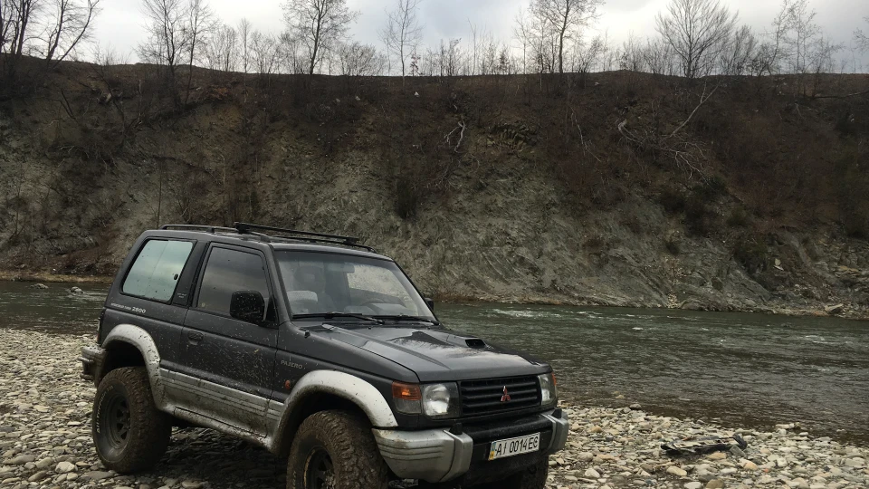 Mitsubishi Pajero 3