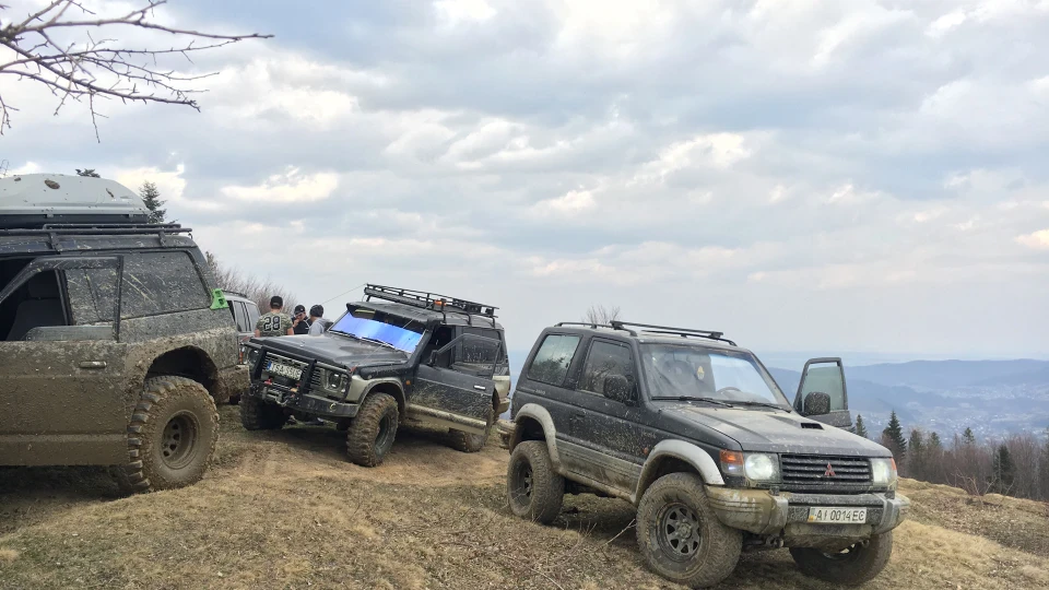 Mitsubishi Pajero 4