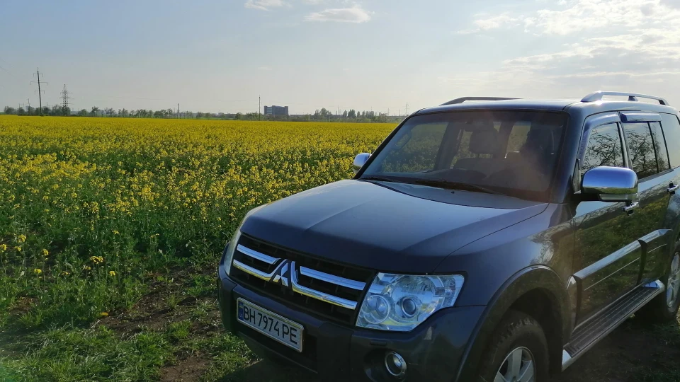 Mitsubishi Pajero 5