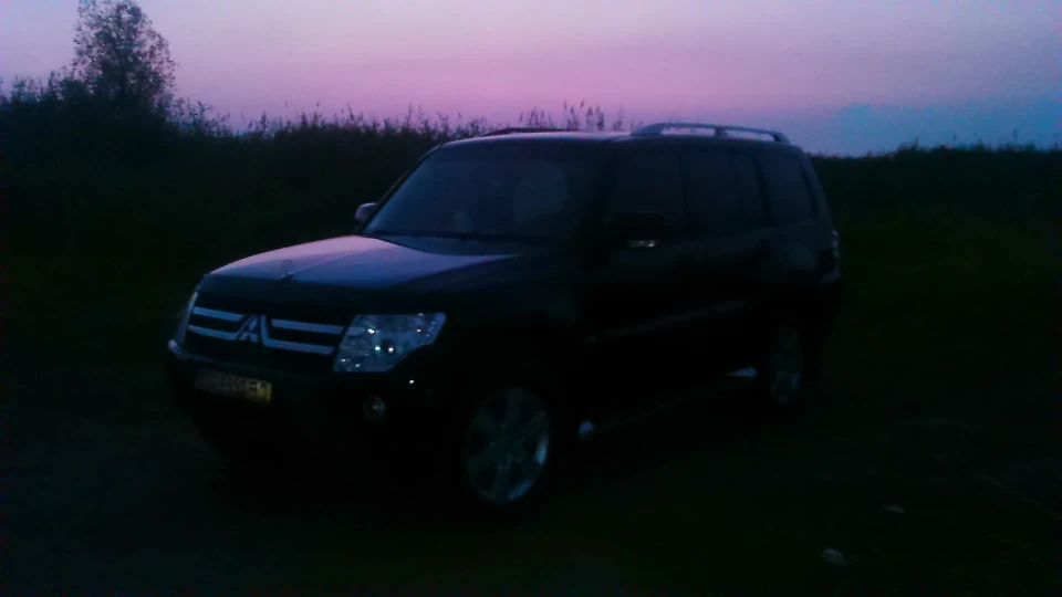 Mitsubishi Pajero 2