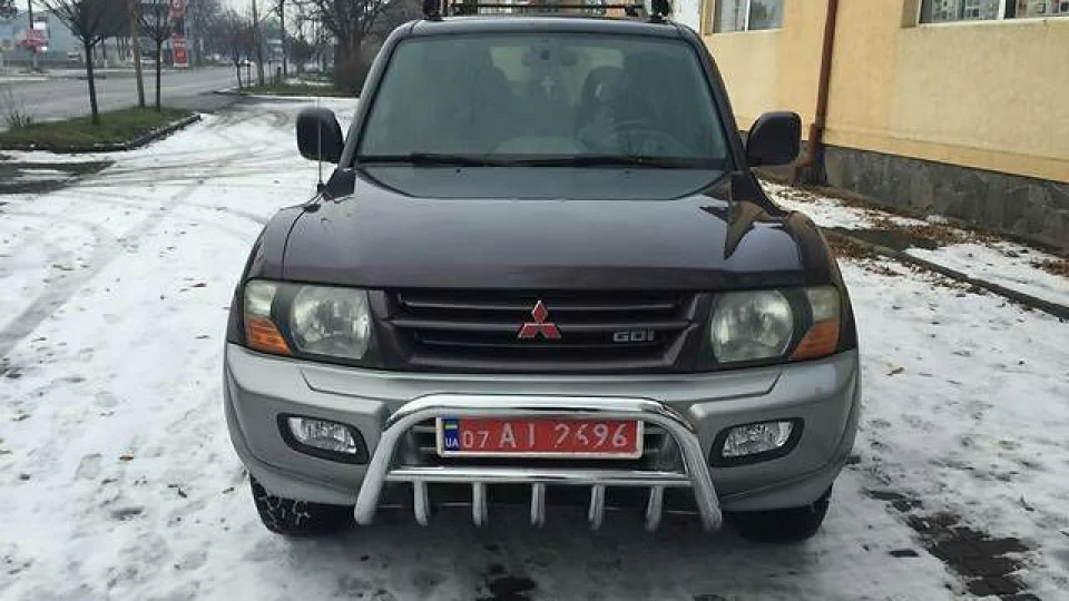 Mitsubishi Pajero 5