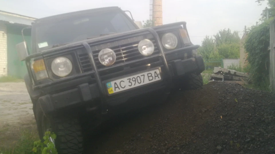 Mitsubishi Pajero 2