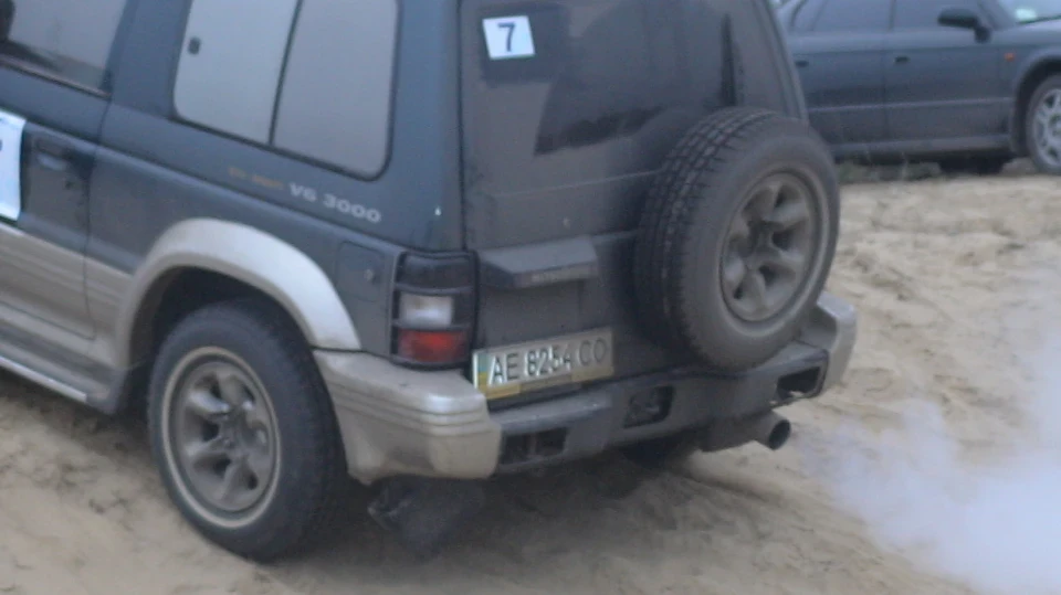 Mitsubishi Pajero 4