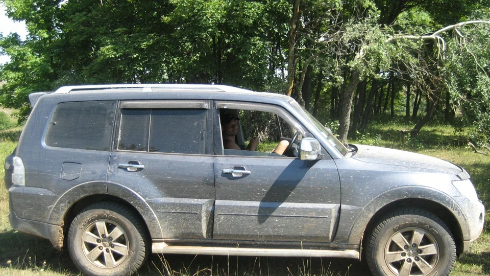 Mitsubishi Pajero 3