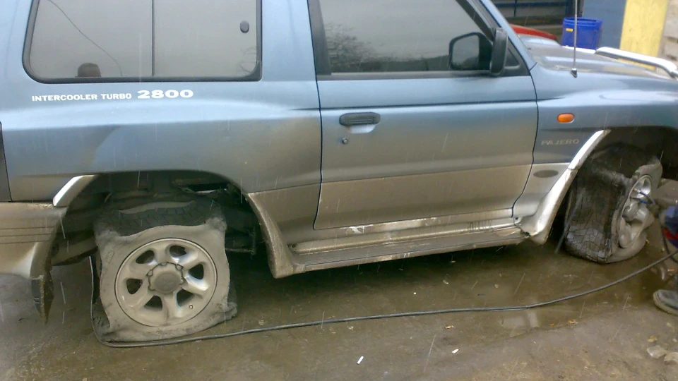 Mitsubishi Pajero 3